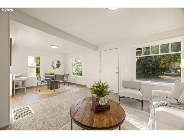 3444 Se ROCKWOOD St, Milwaukie, OR 97222