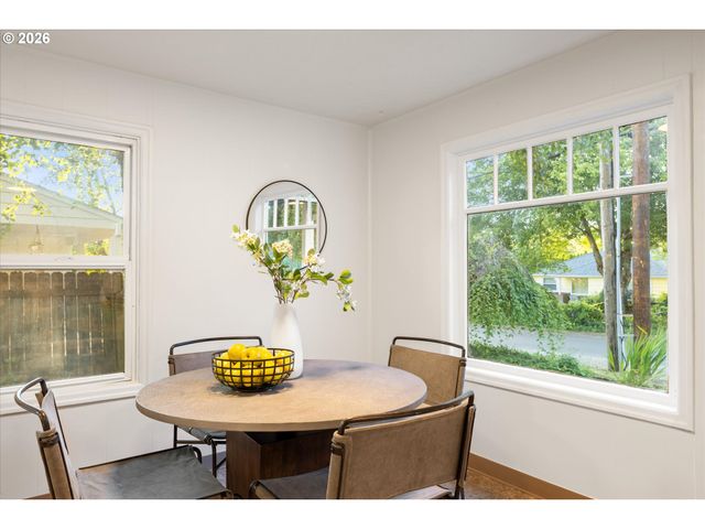 3444 Se ROCKWOOD St, Milwaukie, OR 97222
