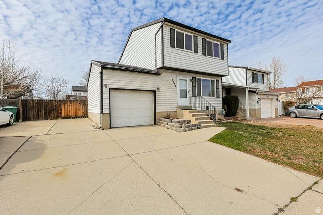 8832 S WILLOW WOOD WAY, West Jordan, UT 84088