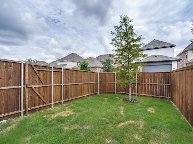 3572 Sevilla Drive, Frisco, TX 75034