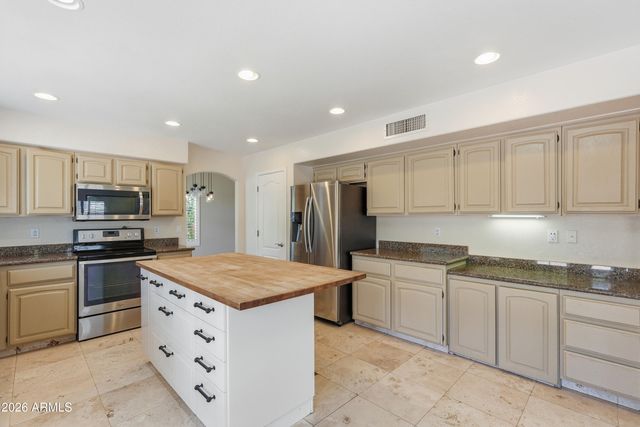 19413 N 37th Way, Phoenix, AZ 85050
