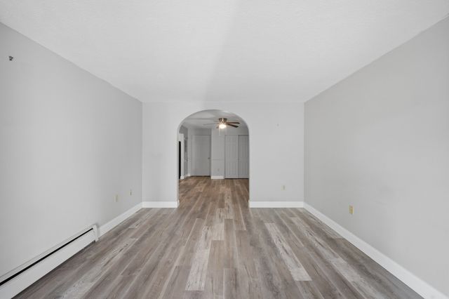1 Timberwood Dr 206, Goffstown, NH 03045