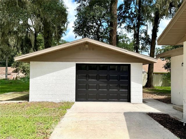 5203 NW 61ST LANE, Ocala, FL 34482