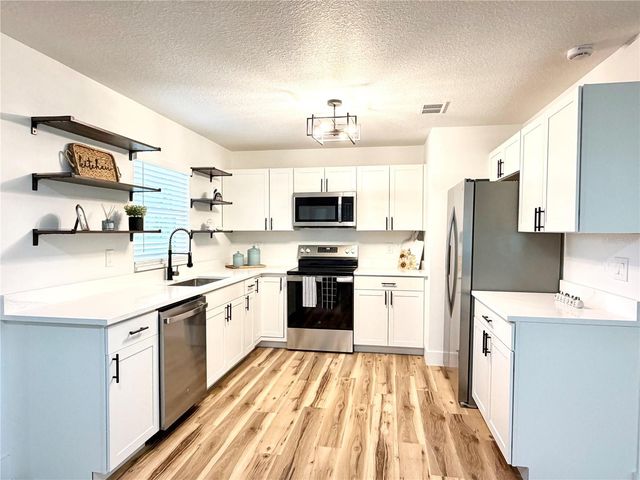 5203 NW 61ST LANE, Ocala, FL 34482