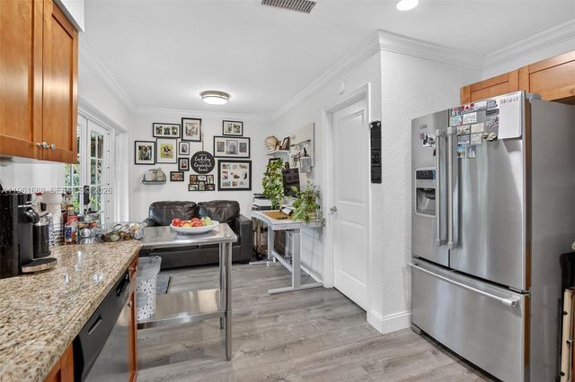 4221 NW 114th Ave, Sunrise, FL 33323