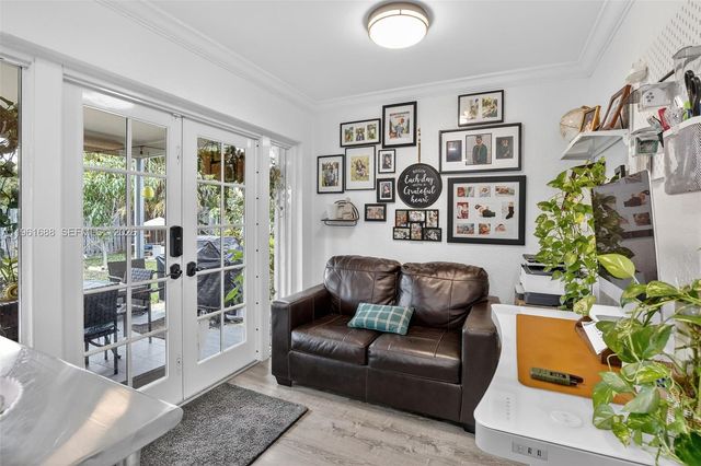 4221 NW 114th Ave, Sunrise, FL 33323