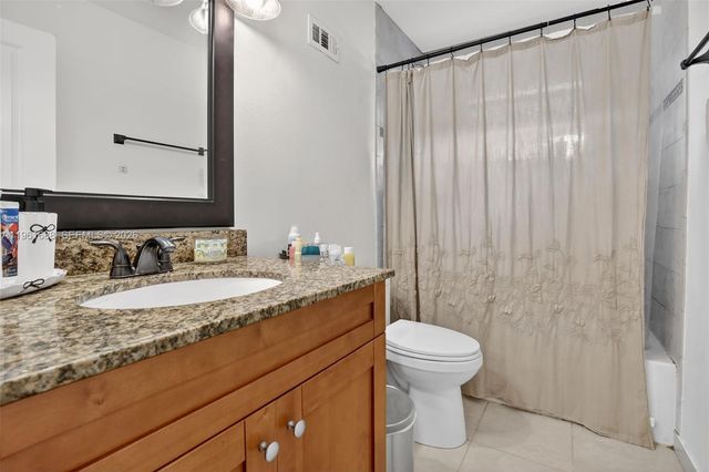 4221 NW 114th Ave, Sunrise, FL 33323