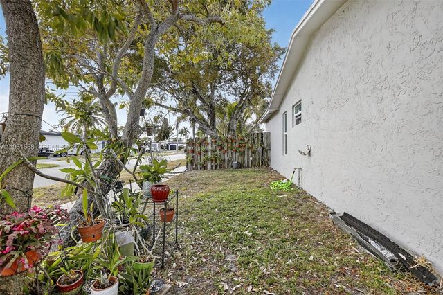 4221 NW 114th Ave, Sunrise, FL 33323