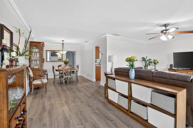 4221 NW 114th Ave, Sunrise, FL 33323