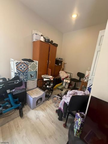 28 Fisher Ave, Bound Brook Boro, NJ 08805