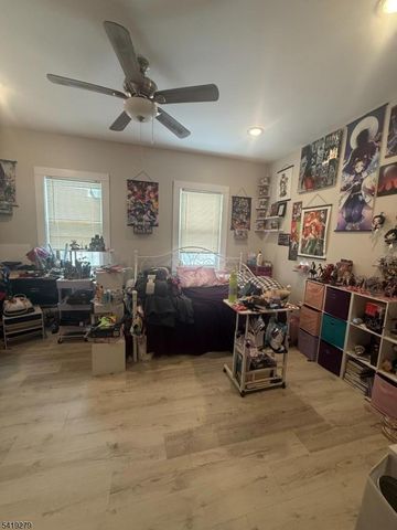 28 Fisher Ave, Bound Brook Boro, NJ 08805