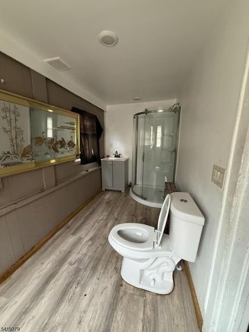 28 Fisher Ave, Bound Brook Boro, NJ 08805