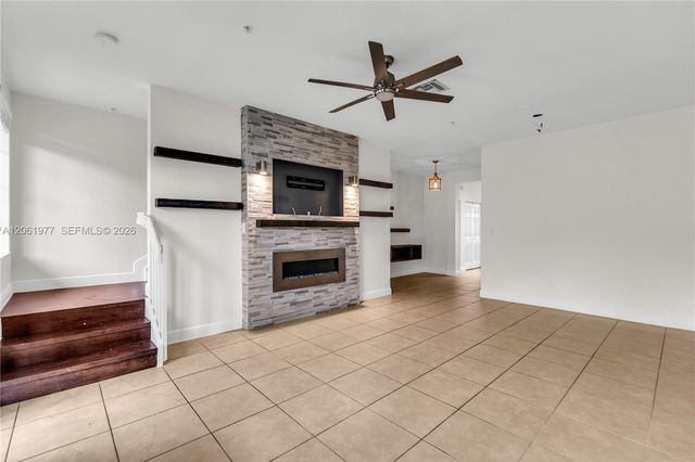 936 SW 147th Ave 2903, Pembroke Pines, FL 33027