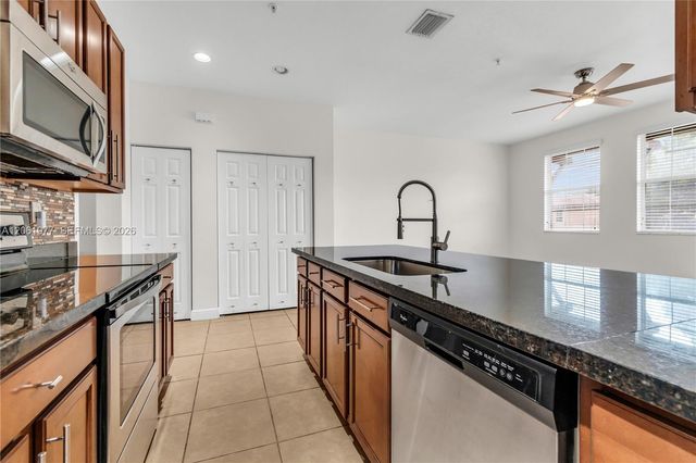 936 SW 147th Ave 2903, Pembroke Pines, FL 33027