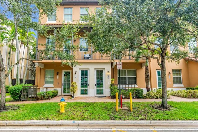 936 SW 147th Ave 2903, Pembroke Pines, FL 33027