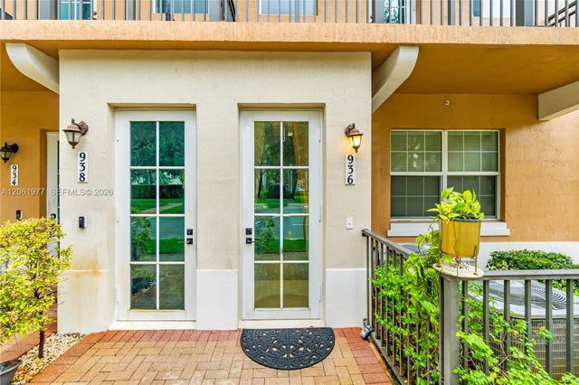 936 SW 147th Ave 2903, Pembroke Pines, FL 33027