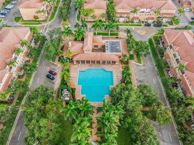 936 SW 147th Ave 2903, Pembroke Pines, FL 33027
