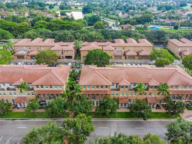 936 SW 147th Ave 2903, Pembroke Pines, FL 33027