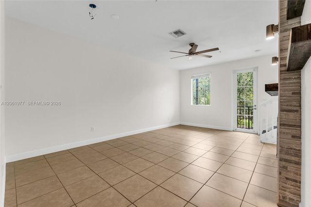 936 SW 147th Ave 2903, Pembroke Pines, FL 33027