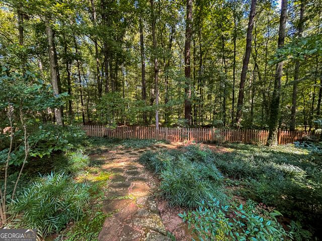 129 Buckeye Branch Drive, Athens, GA 30605