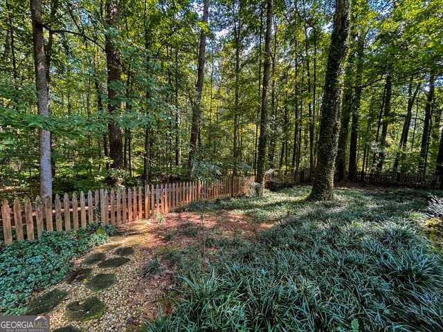 129 Buckeye Branch Drive, Athens, GA 30605