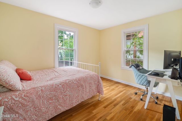 1548 Myron Street, Niskayuna, NY 12309