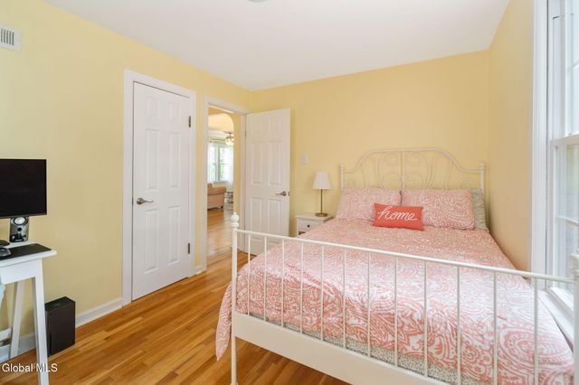 1548 Myron Street, Niskayuna, NY 12309