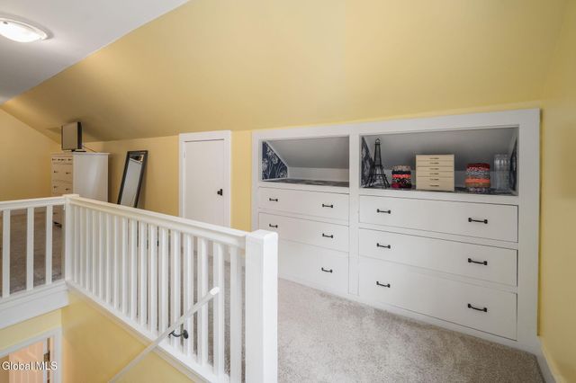 1548 Myron Street, Niskayuna, NY 12309
