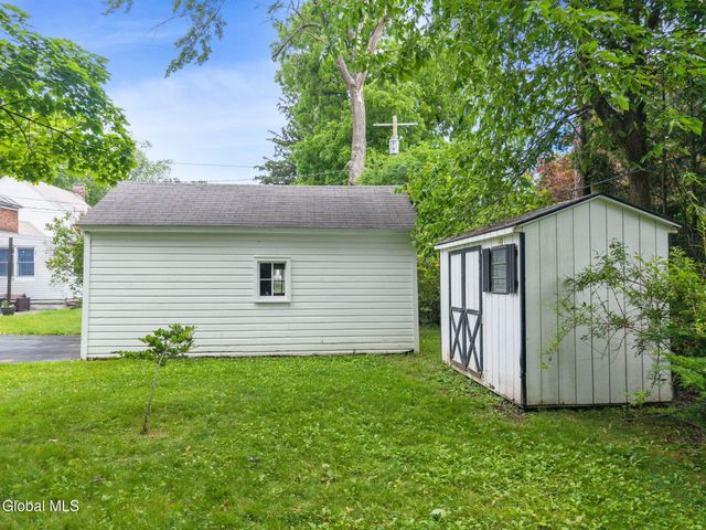 1548 Myron Street, Niskayuna, NY 12309