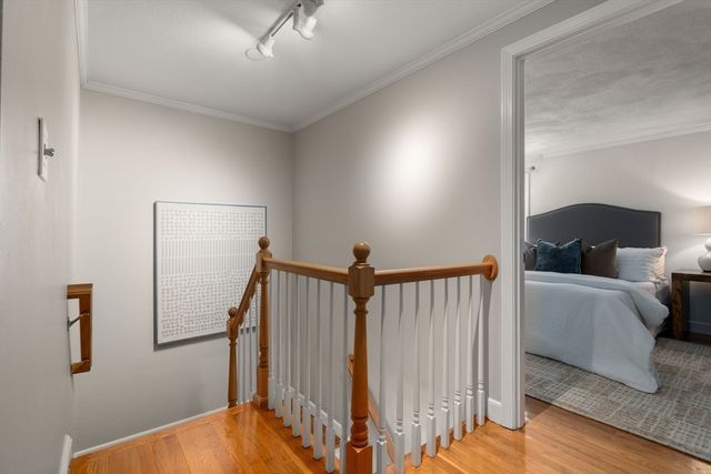 32 Linden St 5, Wellesley, MA 02482