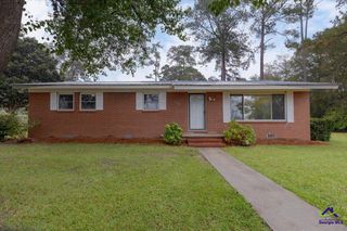 150 Moss Oaks Road, Perry, GA 31069