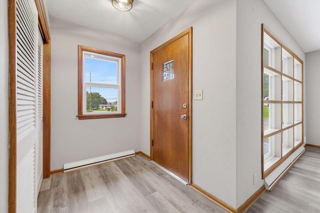 1604 N Green Bay ROAD, Mount Pleasant, WI 53406