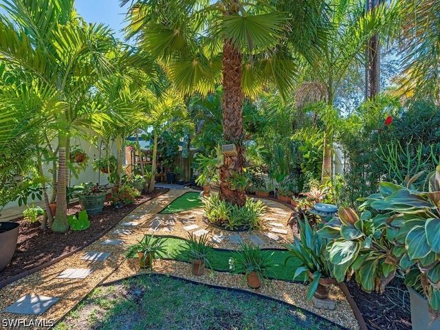 23 Knights Bridge RD A54, Naples, FL 34112
