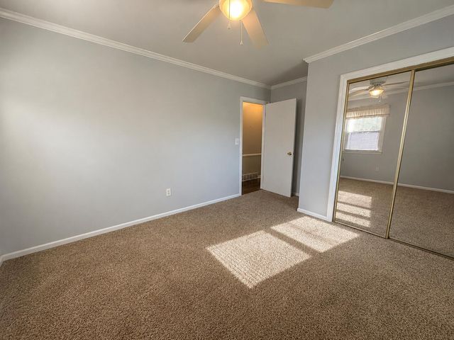 926 Riverside Drive, Harrodsburg, KY 40330