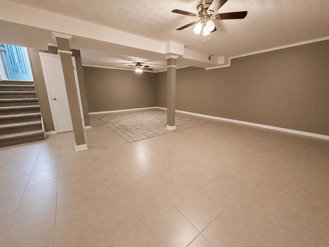 926 Riverside Drive, Harrodsburg, KY 40330