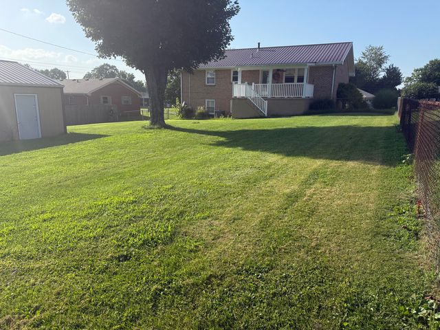 926 Riverside Drive, Harrodsburg, KY 40330