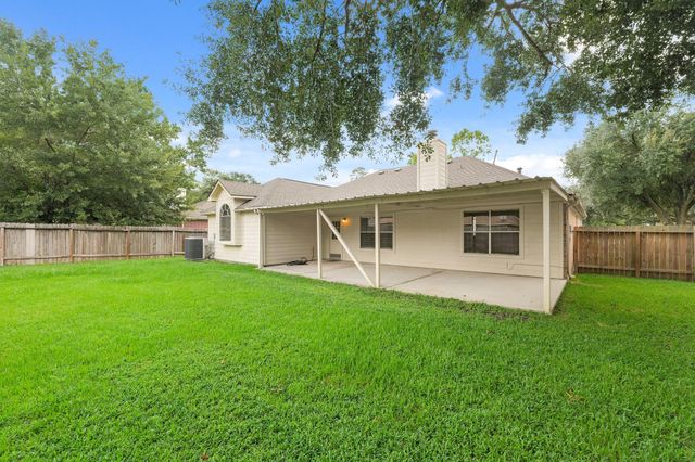 3651 Woodlace Drive, Humble, TX 77396