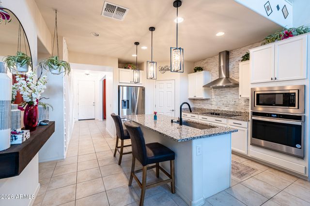 8834 S 70TH Lane, Laveen, AZ 85339