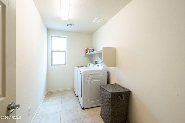8834 S 70TH Lane, Laveen, AZ 85339