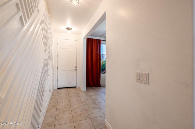8834 S 70TH Lane, Laveen, AZ 85339