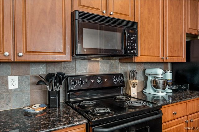 600 13th E 213, Tuscaloosa, AL 35401