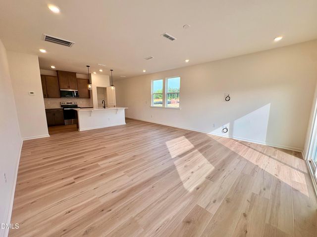 2106 Oakdale Drive, Durham, NC 27703