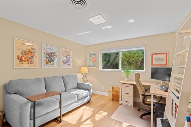 2865 SW 9th Street, Boynton Beach, FL 33435