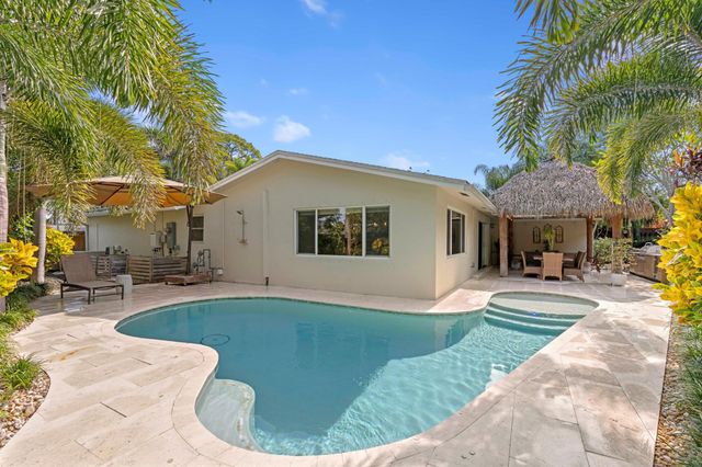 2865 SW 9th Street, Boynton Beach, FL 33435