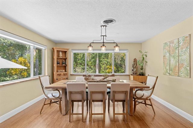 2865 SW 9th Street, Boynton Beach, FL 33435