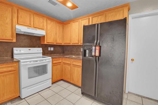 1519 Chertsey Circle, Channelview, TX 77530