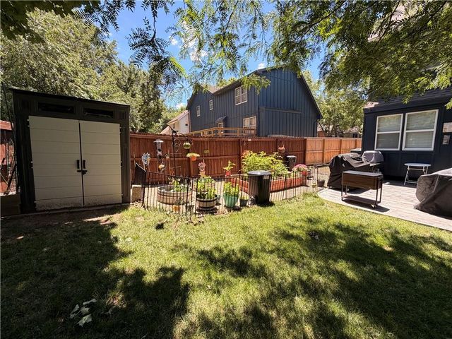 8933 Woodstone Street, Lenexa, KS 66219