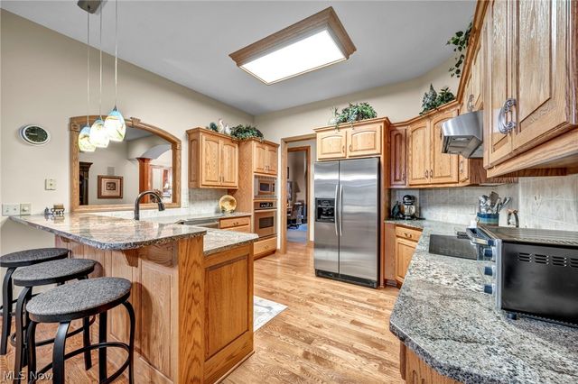 3302 Ashton Drive, Uniontown, OH 44685