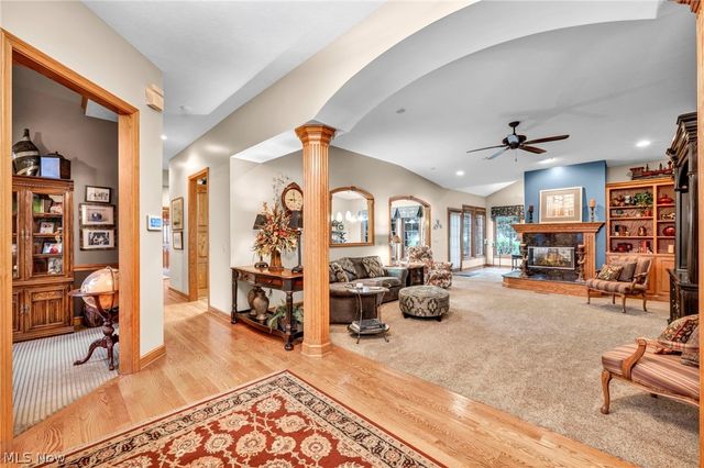 3302 Ashton Drive, Uniontown, OH 44685