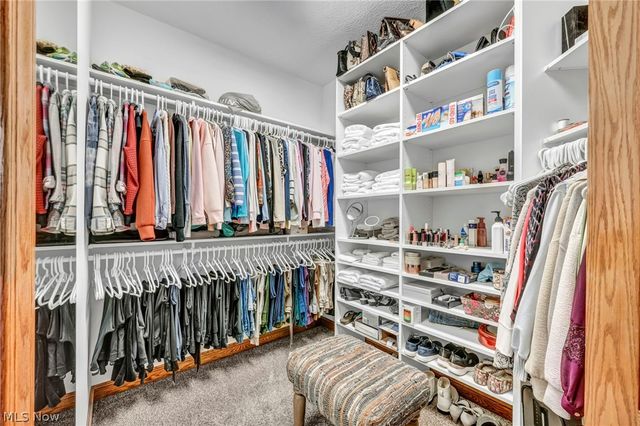 3302 Ashton Drive, Uniontown, OH 44685